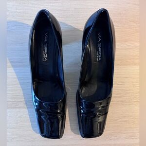 Via Spiga Black Patent Leather Heels